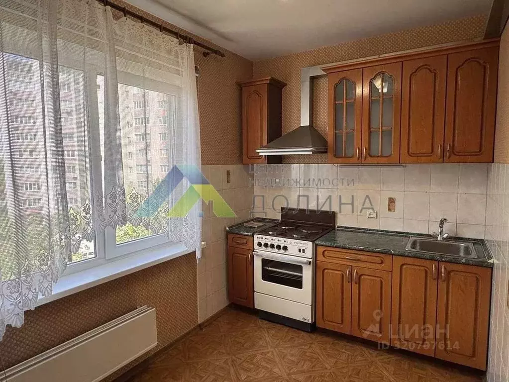 3-к кв. Волгоградская область, Волгоград ул. Сухова, 25 (63.3 м) - Фото 0