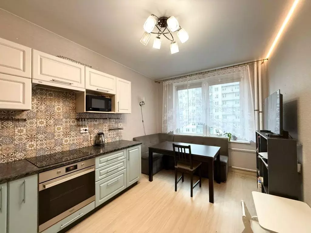 Квартира, 1 комната, 42.1 м - Фото 0