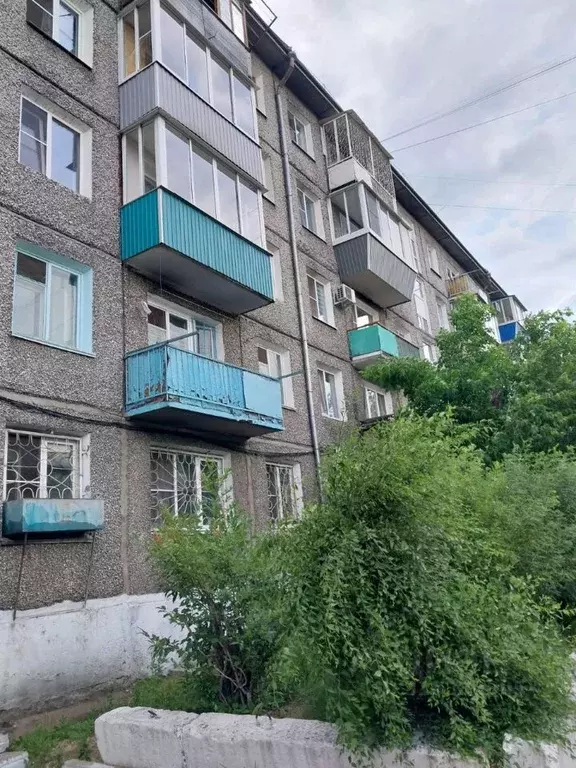 3-к кв. Бурятия, Улан-Удэ Ключевская ул., 100 (55.5 м) - Фото 0