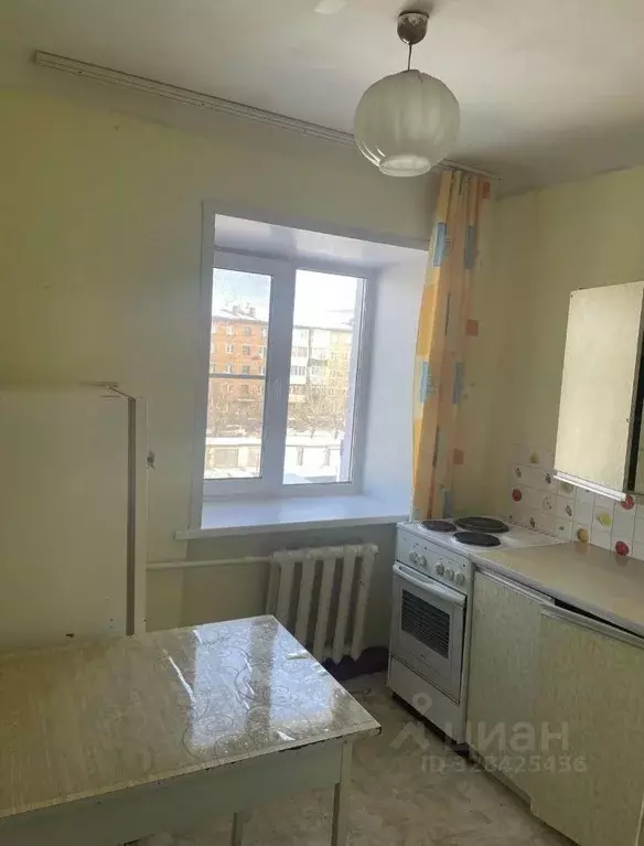 2-к кв. Бурятия, Улан-Удэ ул. Гагарина, 18 (41.9 м) - Фото 1