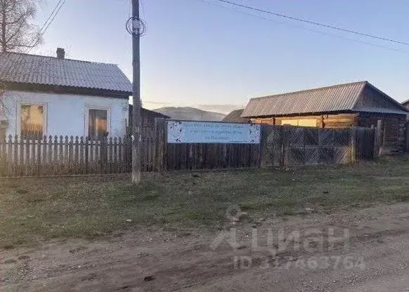 Дом в Хакасия, Усть-Абаканский район, с. Усть-Бюр Лесная ул., 21 (60 ... - Фото 0