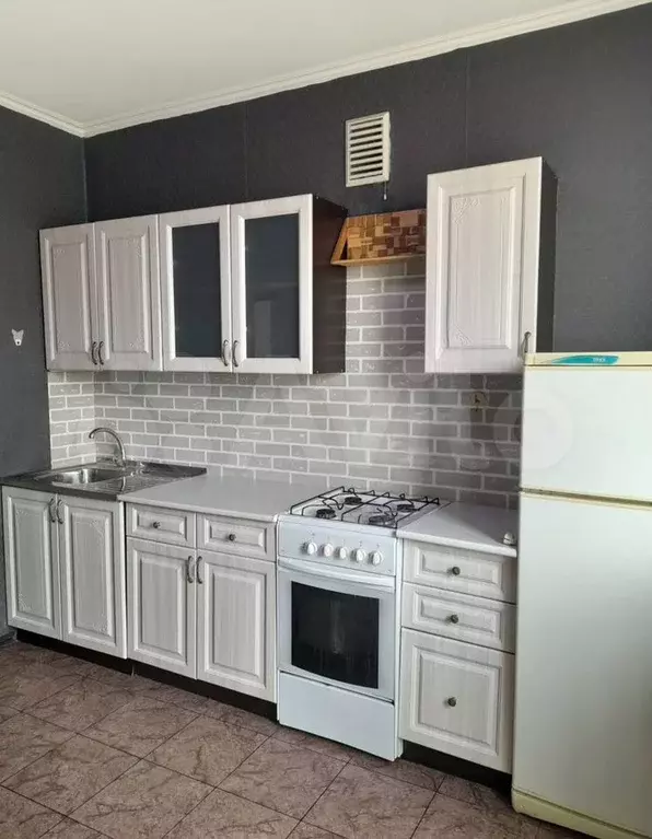 1-к. квартира, 37 м, 5/9 эт. - Фото 0
