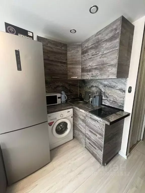 Студия Приморский край, Владивосток ул. Морозова, 7 (18.0 м) - Фото 1