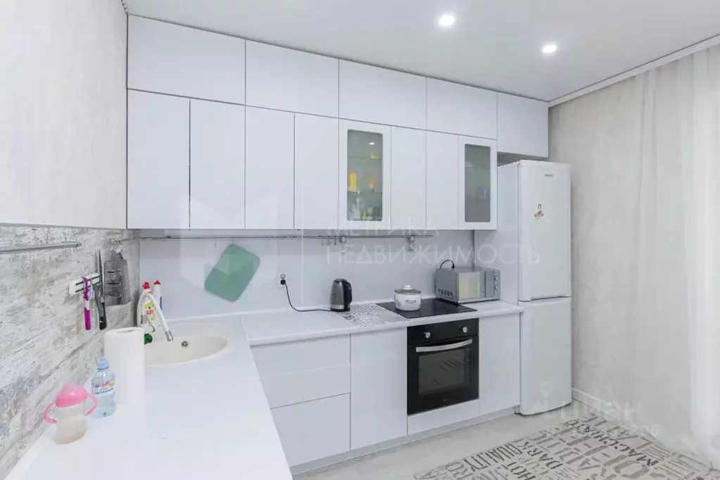 1-к кв. Тюменская область, Тюмень ул. Ветеранов Труда, 9А (34.6 м) - Фото 1