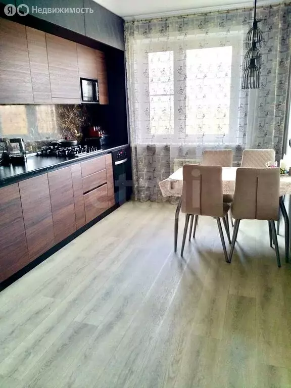 3-комнатная квартира: Саранск, улица Лихачёва, 36А (82.4 м) - Фото 0