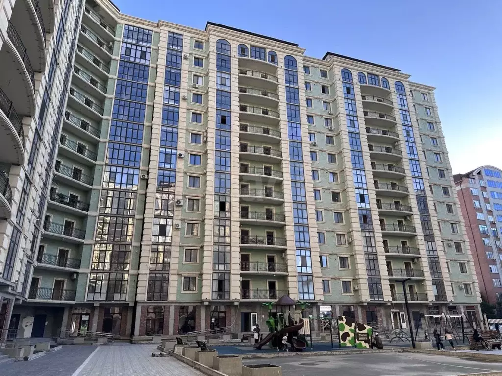 1-к кв. Дагестан, Махачкала просп. Насрутдинова, 57 (62.5 м) - Фото 1