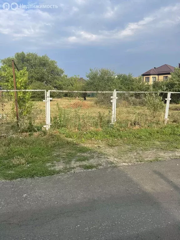 Участок в Ростов-на-Дону, садовое товарищество Садовод-Любитель, ... - Фото 0