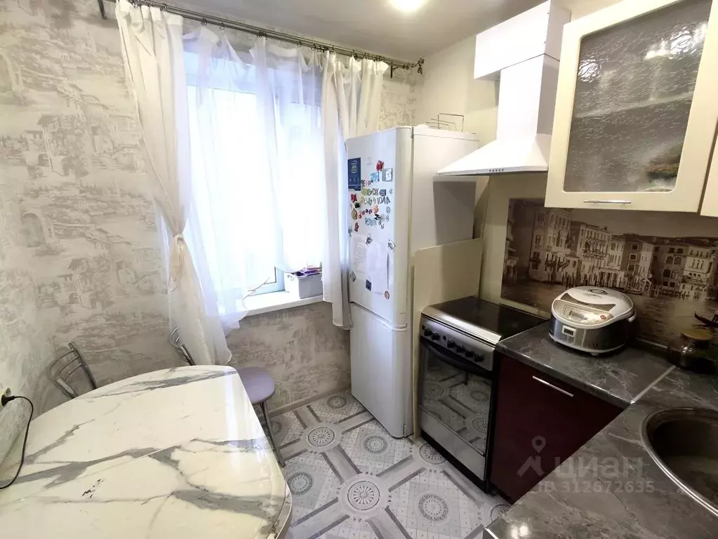 2-к кв. Коми, Сыктывкар Октябрьский просп., 122 (44.0 м) - Фото 1