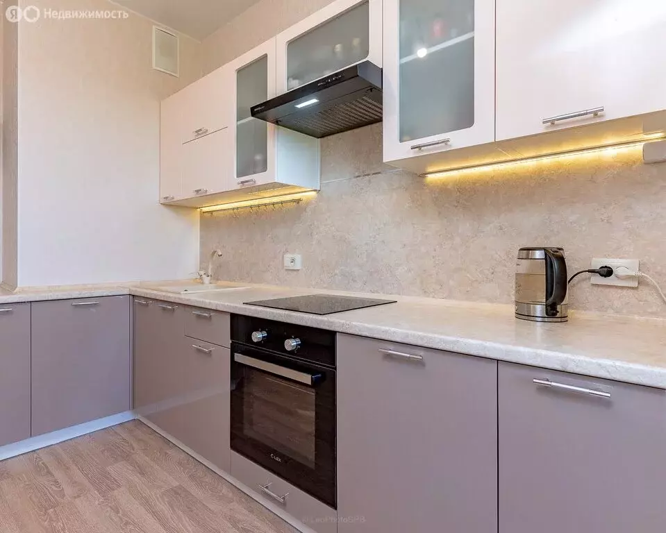 2-комнатная квартира: Кудрово, Областная улица, 5к1 (57.6 м) - Фото 0