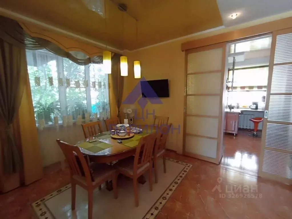 Дом в Ростовская область, Волгодонск Ленинградская ул. (299 м) - Фото 1