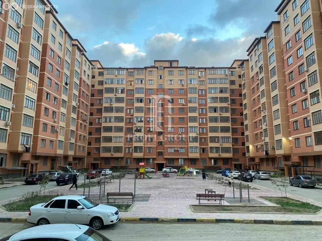 2-комнатная квартира: Каспийск, улица Магомедали Магомеджановa, 29А ... - Фото 1