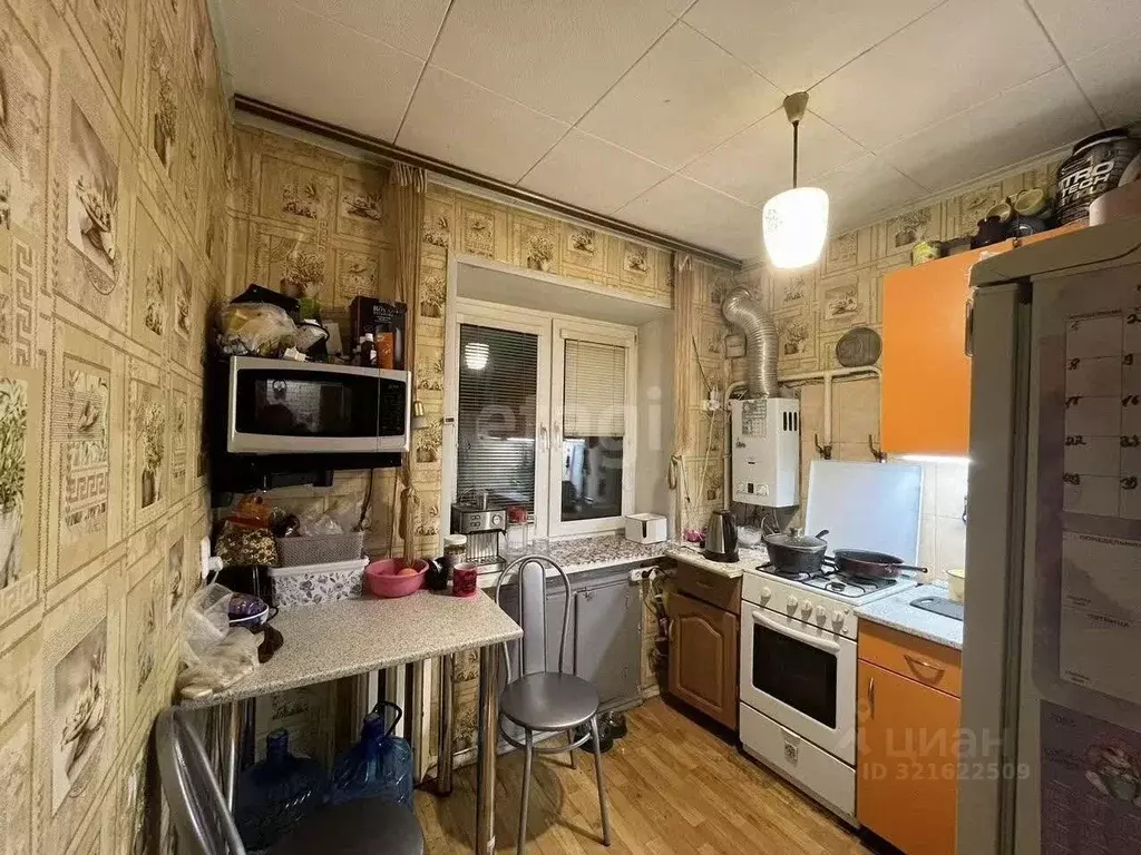 2-к кв. Калужская область, Белоусово Жуковский район, ул. Гурьянова, ... - Фото 1