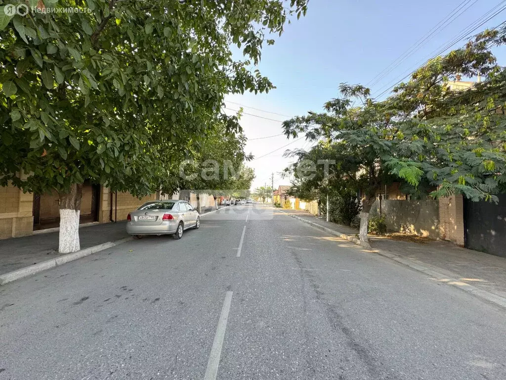 Дом в Хасавюрт, улица Салаватова, 4 (160 м) - Фото 1