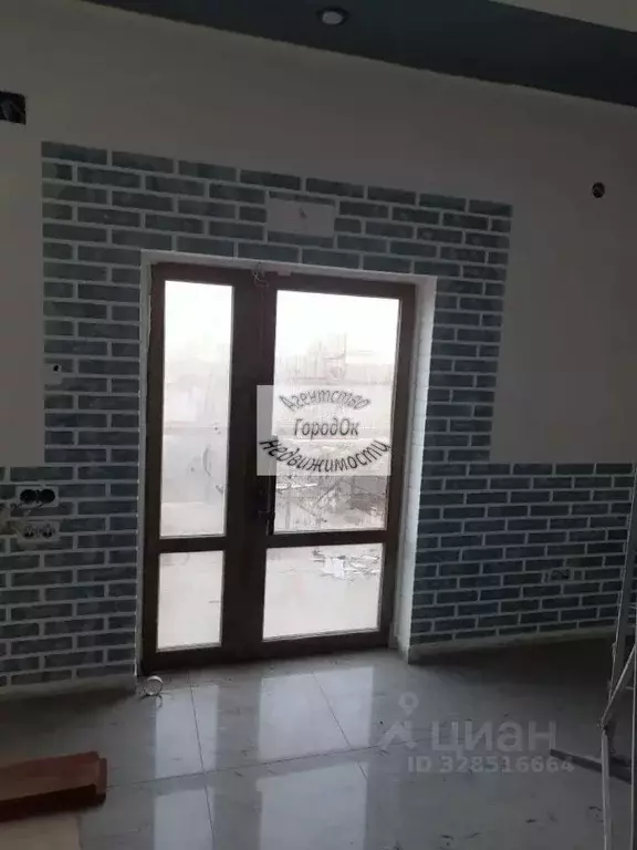 Помещение свободного назначения в Крым, Сакский район, с. Геройское ... - Фото 2