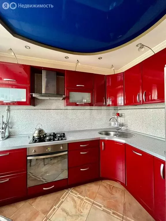 3-комнатная квартира: Новый Уренгой, улица 26-го съезда КПСС, 10 (93.6 ... - Фото 1