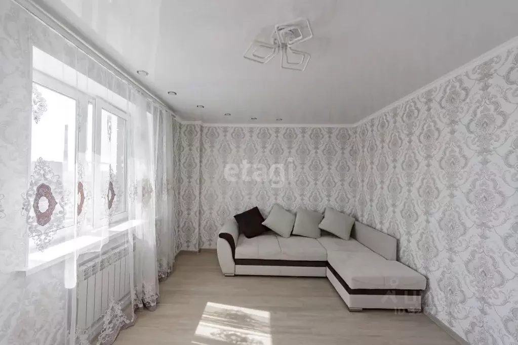 3-к кв. Тюменская область, Тюмень бул. Бориса Щербины, 18 (81.8 м) - Фото 1