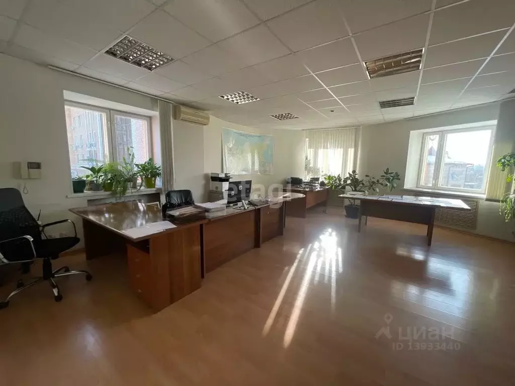 Офис в Тюменская область, Тюмень ул. Красина, 7А (112 м) - Фото 0