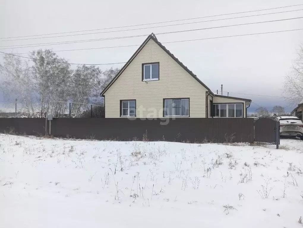 Дом в Омская область, Азовский Немецкий Национальный район, д. ... - Фото 0