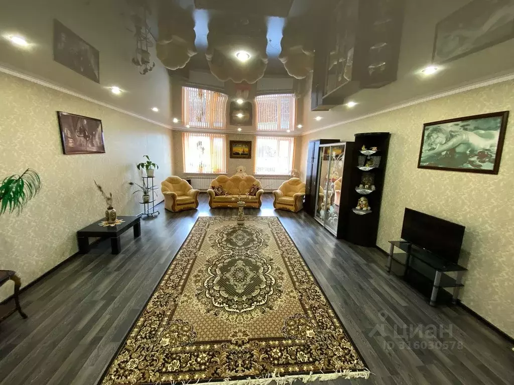 2-к кв. Саратовская область, Балашов ул. Красина, 82 (108.0 м) - Фото 0