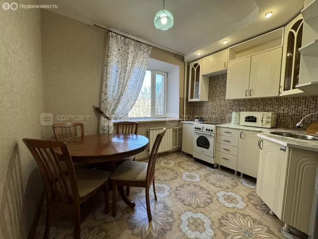 2-комнатная квартира: Казань, проспект Ямашева, 81 (58 м) - Фото 2