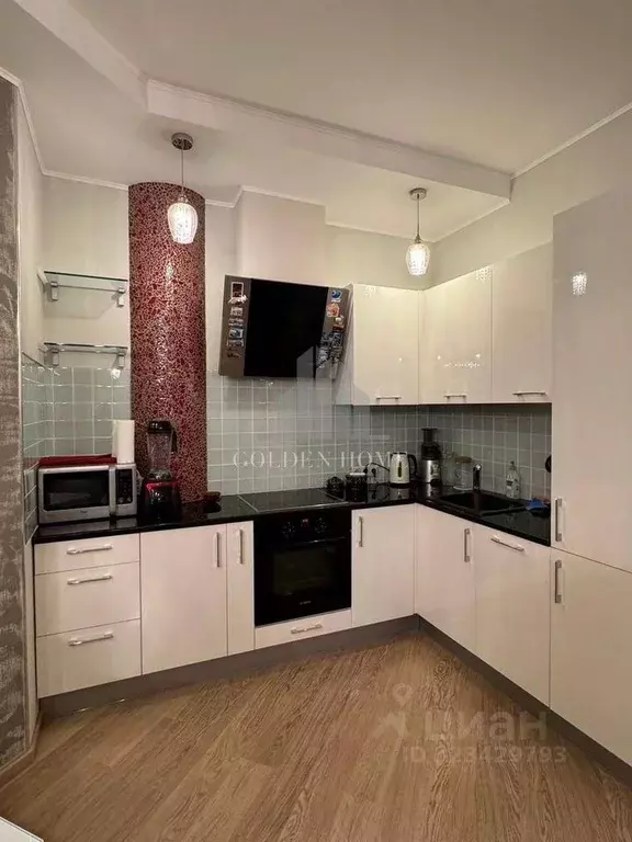 2-к кв. Санкт-Петербург Парадная ул., 3к2 (82.8 м) - Фото 1