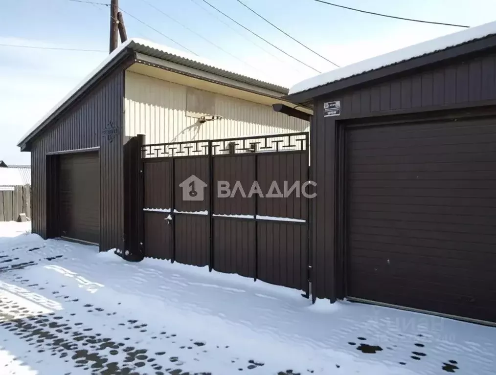 Дом в Бурятия, Улан-Удэ Тулунжа мкр, ул. Трудовая, 15 (205 м) - Фото 1