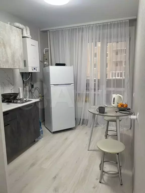 1-к. квартира, 32 м, 4/10 эт. - Фото 0