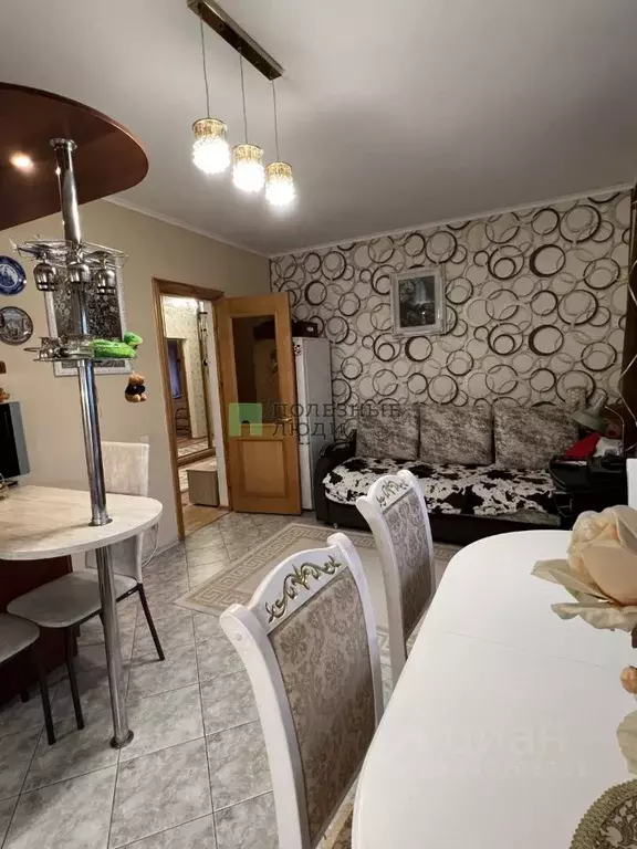 2-к кв. Курганская область, Курган ул. Климова, 52 (76.1 м) - Фото 1