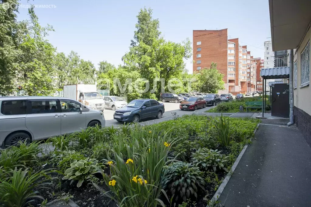 3-комнатная квартира: Кемерово, Октябрьский проспект, 41 (60.9 м) - Фото 0