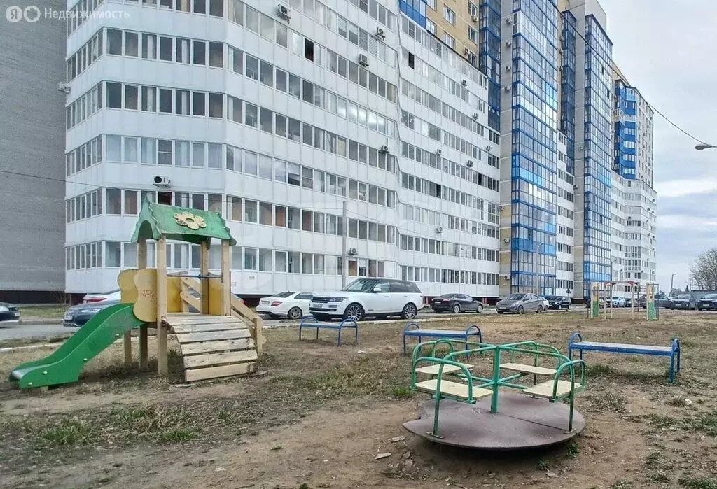 3-комнатная квартира: Омск, 3-я Енисейская улица, 28 (67.3 м) - Фото 1