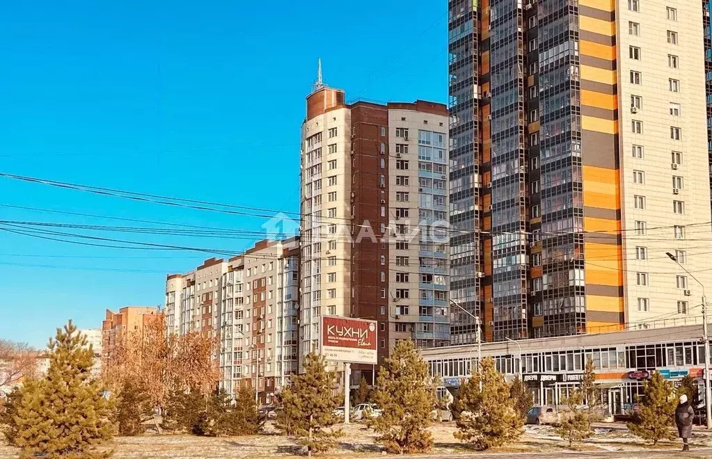 3-к кв. Красноярский край, Красноярск ул. Авиаторов, 42 (91.3 м) - Фото 1