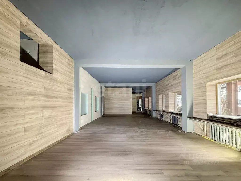 Помещение свободного назначения в Псковская область, Псков Октябрьский ... - Фото 2