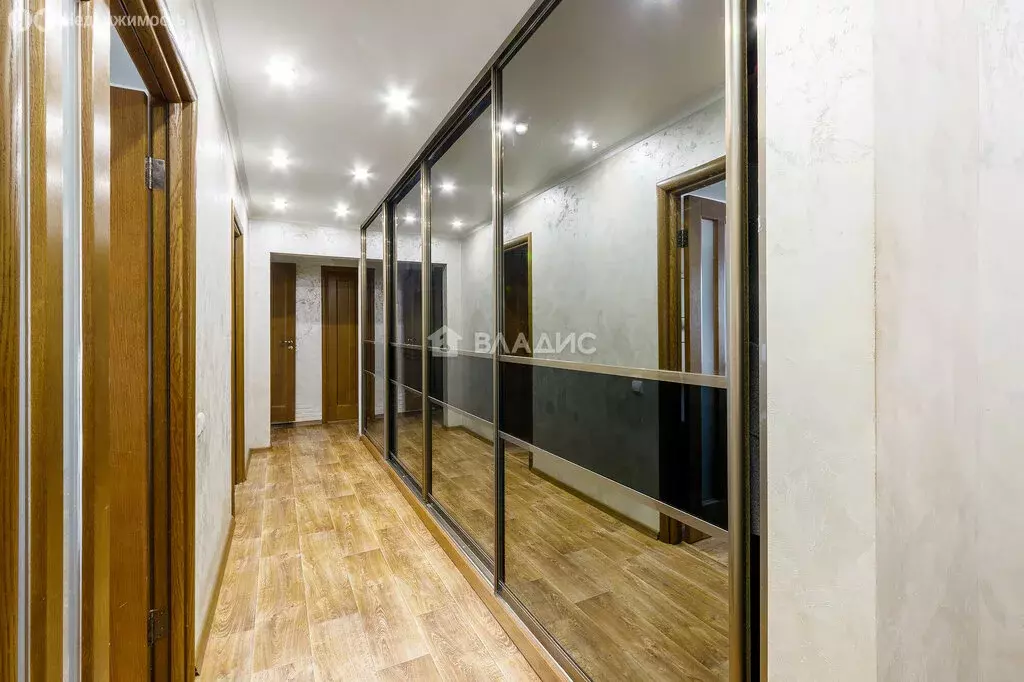 3-комнатная квартира: Пенза, улица Кижеватова, 14 (70.8 м) - Фото 0