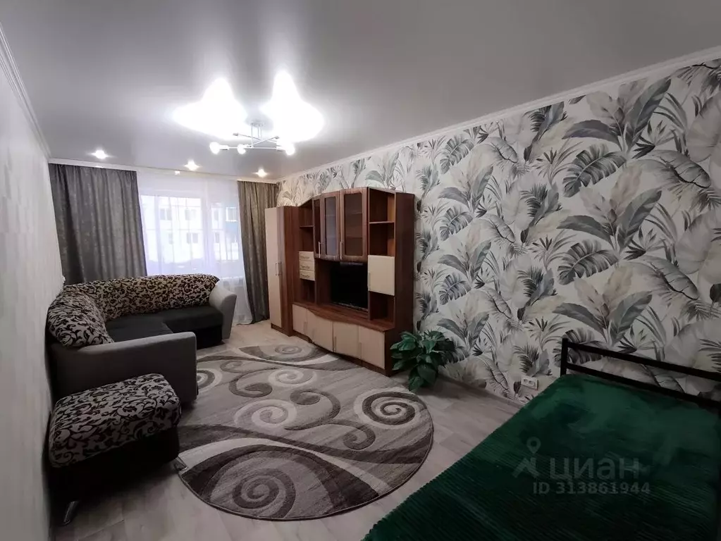 2-к кв. Саратовская область, Балаково ул. Ленина, 103Б (48.0 м) - Фото 0