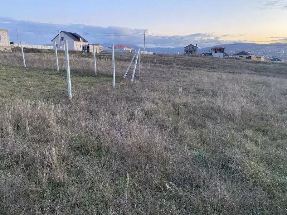 Участок в Крым, Симферопольский район, Добровское с/пос, с. Пионерское ... - Фото 2