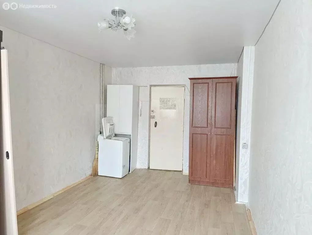 1к в 12-комнатной квартире (17.3 м) - Фото 2
