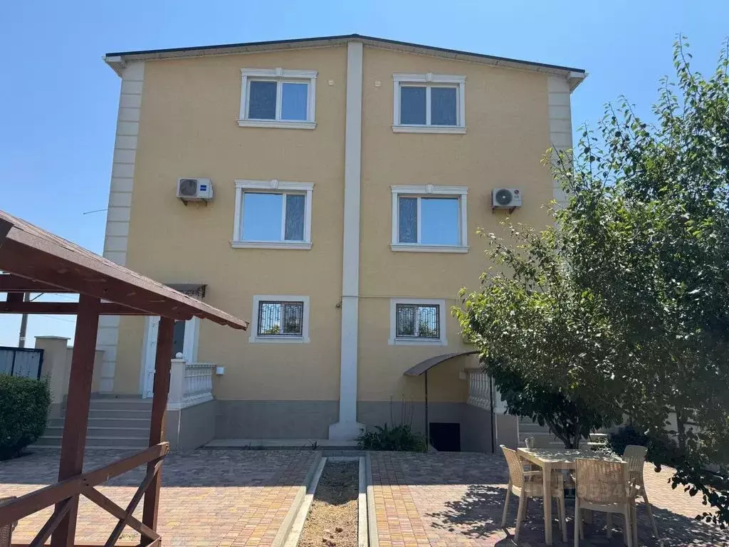 Дом в Крым, Евпатория ул. Лиманная, 91А (150 м) - Фото 0