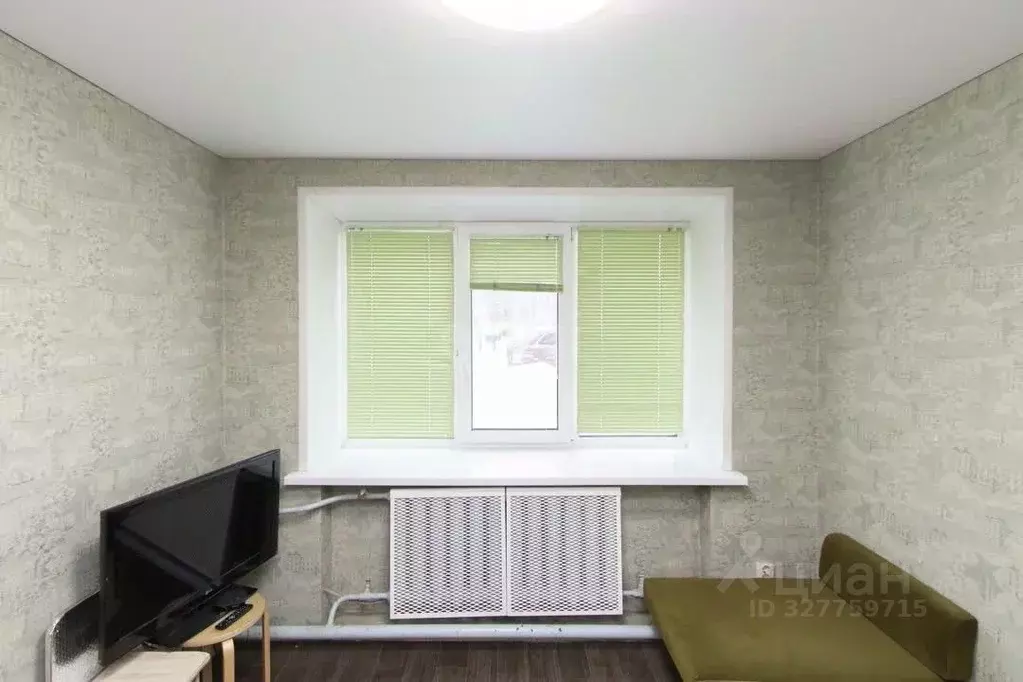 Студия Тюменская область, Тюмень ул. 50 лет Октября, 33 (17.4 м) - Фото 2