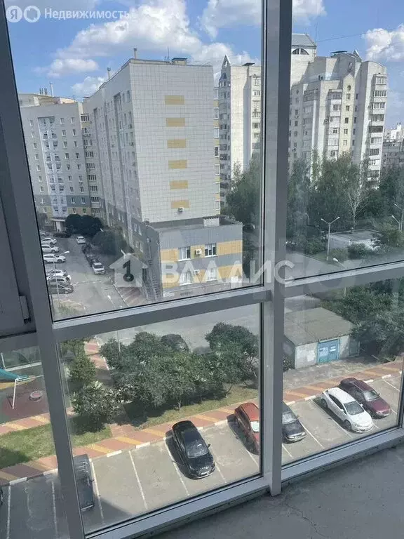 1-комнатная квартира: Белгород, улица Шаландина, 4к2 (39.9 м) - Фото 1