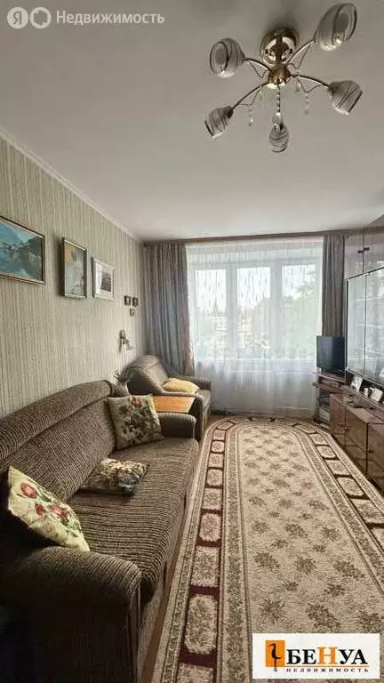3-комнатная квартира: Луга, проспект Кирова, 68 (56 м) - Фото 1