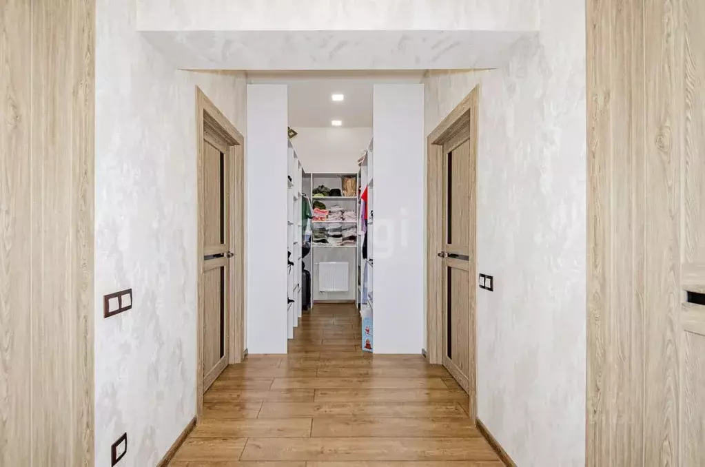 Дом в Свердловская область, Белоярский пгт ул. Лазурная, 34 (241 м) - Фото 1