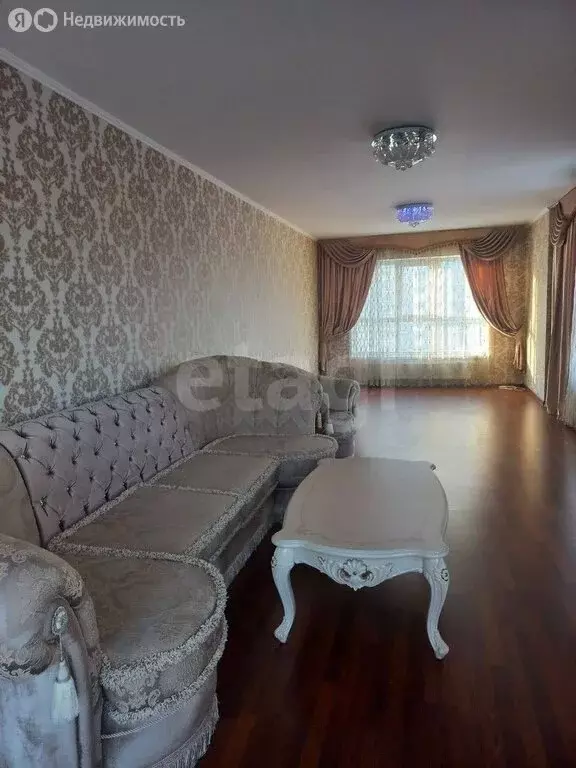 3-комнатная квартира: Пермь, улица Чернышевского, 15Б (112.9 м) - Фото 1