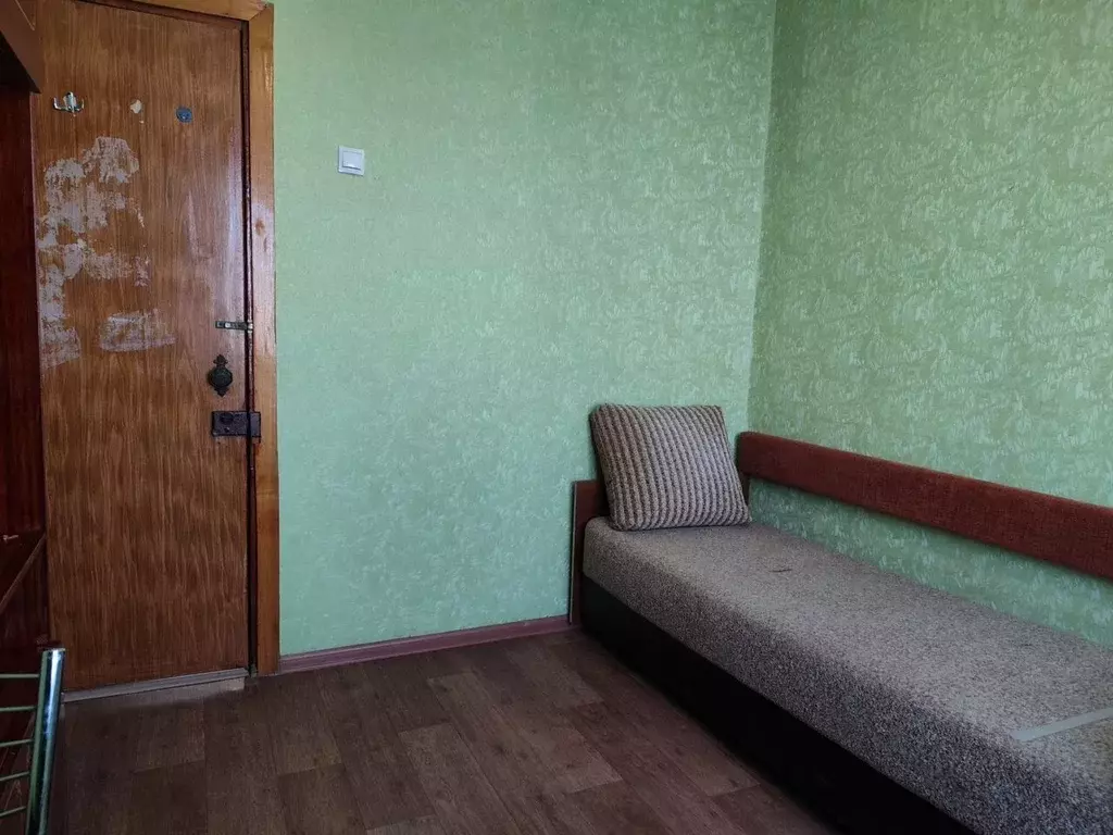 Комната Новосибирская область, Новосибирск Лазурная ул., 2 (10.0 м) - Фото 2