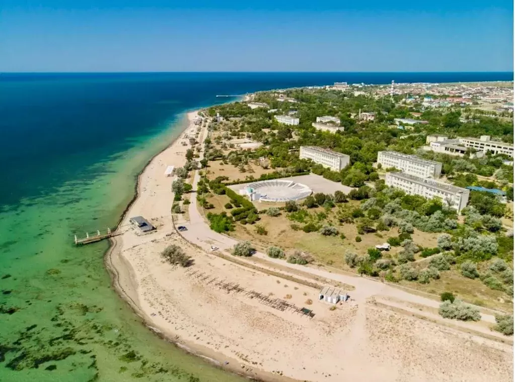 Участок в Крым, Евпатория городской округ, Заозерное пгт Новая ... - Фото 1