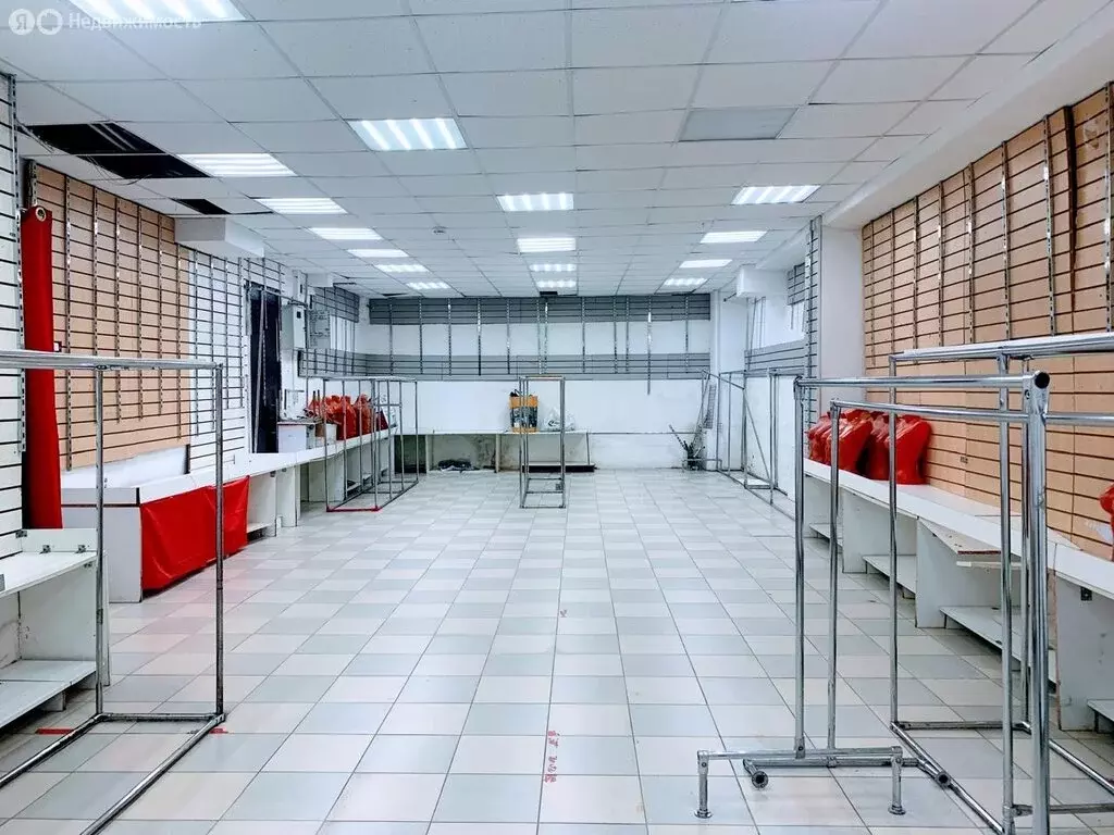 Помещение свободного назначения (140 м) - Фото 2