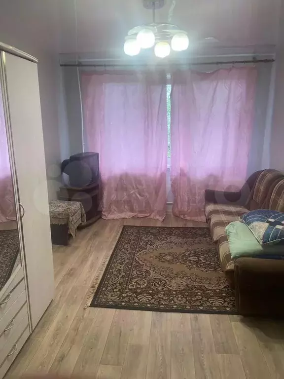 Комната 17 м в 2-к., 1/5 эт. - Фото 1