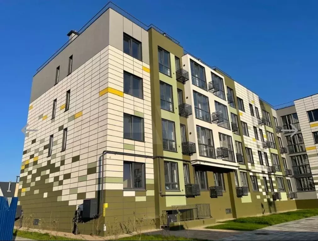 1-к. квартира, 48 м, 4/4 эт. - Фото 0