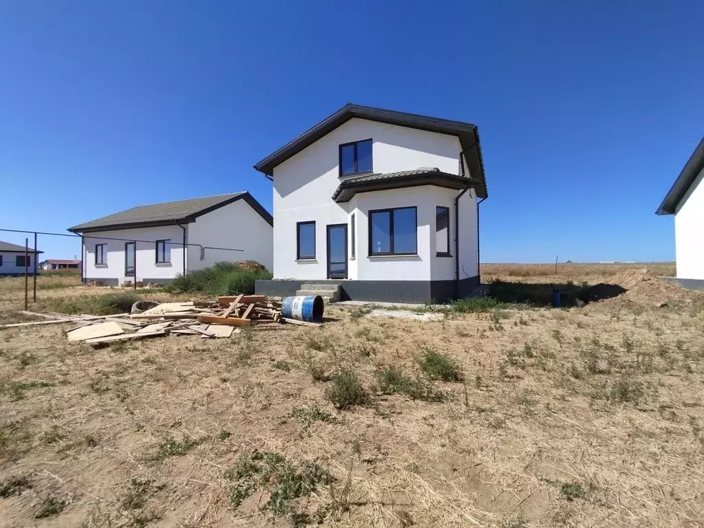 Дом в Краснодарский край, Темрюкский район, Тамань ст-ца ул. Карла ... - Фото 1