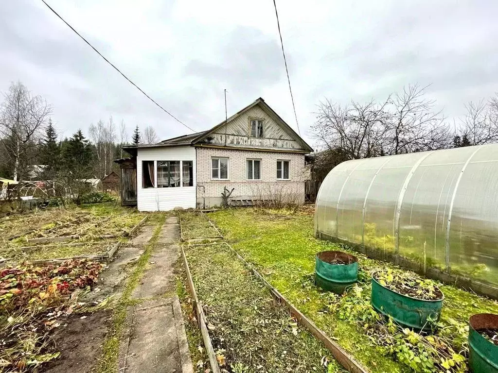 Участок в Ленинградская область, Гатчинский район, пос. Сусанино 2-я ... - Фото 1