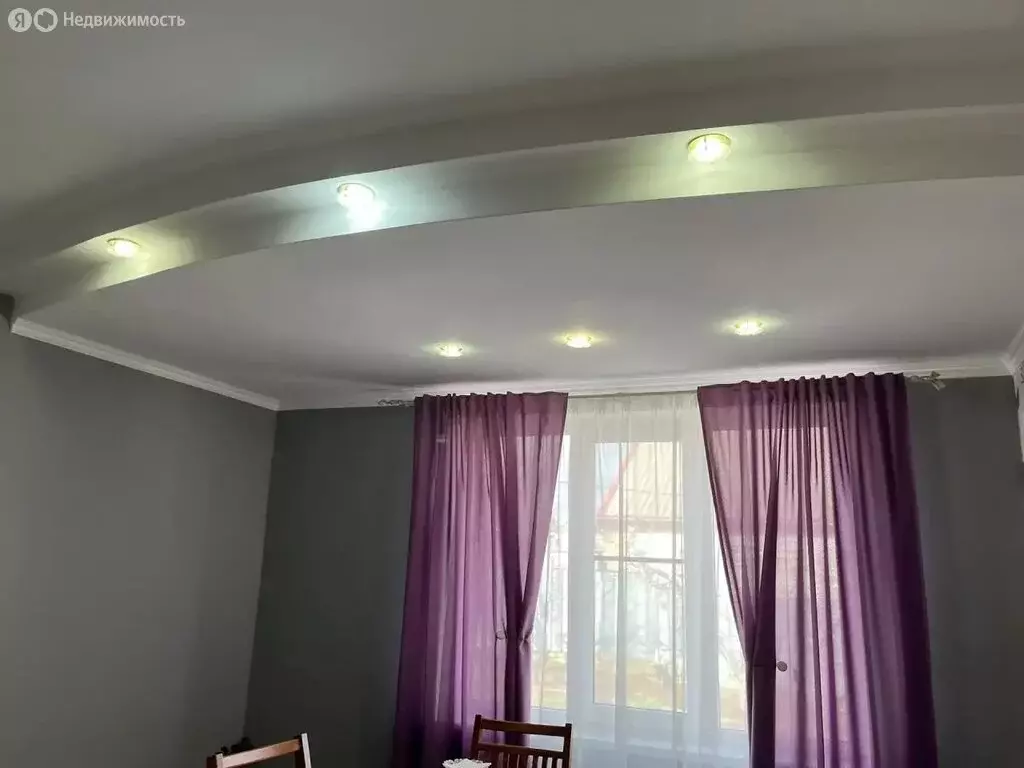 Дом в Элиста, Южный район, улица им. Андрея Кунакова, 20 (120 м) - Фото 1
